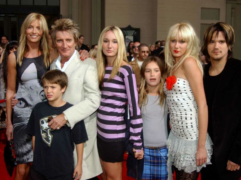 rod-stewart-family-d36fe5e7778c4809b484fde1de29d4fe
