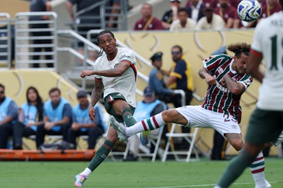 2025-07-08T211046Z_693106917_UP1EL781HTQ1Z_RTRMADP_3_SOCCER-CLUB-FLU-CHE-1752010777