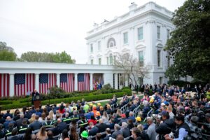 trump-tariffs-gty-jt-250402_1743627023509_hpMain