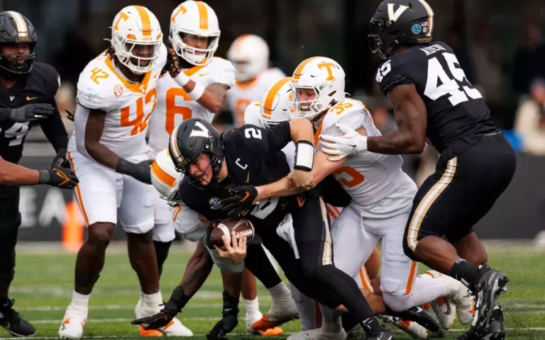 Diego-Pavia_FB_Vanderbilt_KL_020-1023x640-1