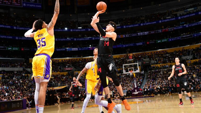 GettyImages-1898130228-scaled-1