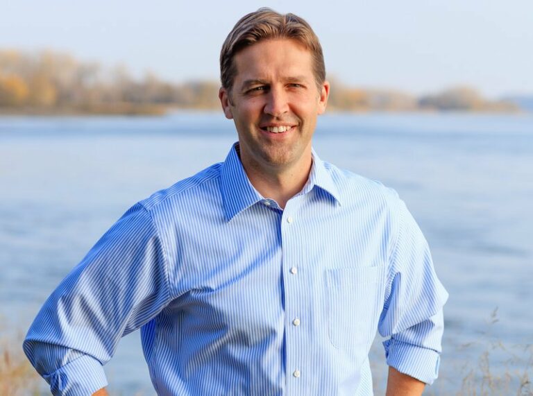 Ben_Sasse_Official_crop2.max-800x600.min-800x600-1