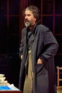 blogimage-ghosts-hamish2.jpg__300x450_q85_subsampling-2